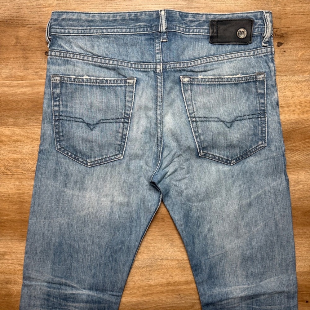 Diesel Buster Jeans Mens 30x32 Blue Light Wash Slim Tapered Distressed 0842N - Picture 3 of 14